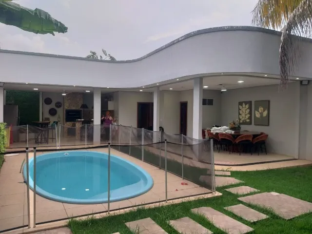 A.Moura Gestor Imobiliário Vende em Santarém Pa uma belíssima casa de alto padrão com 2 Pa