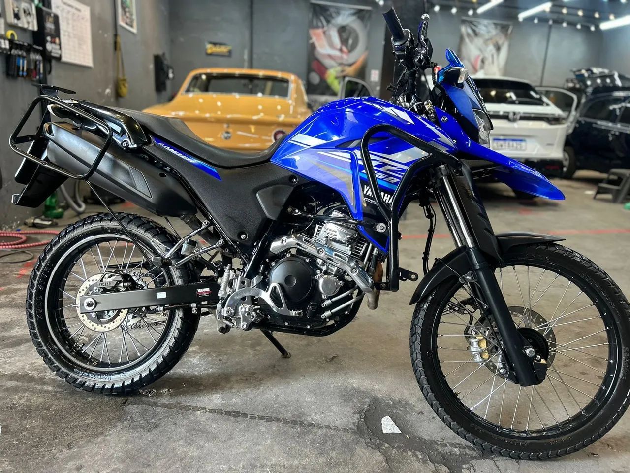 Vendo Lander 2022 manual chave reserva único dono todos os detalhes cromados..  - Foto 4