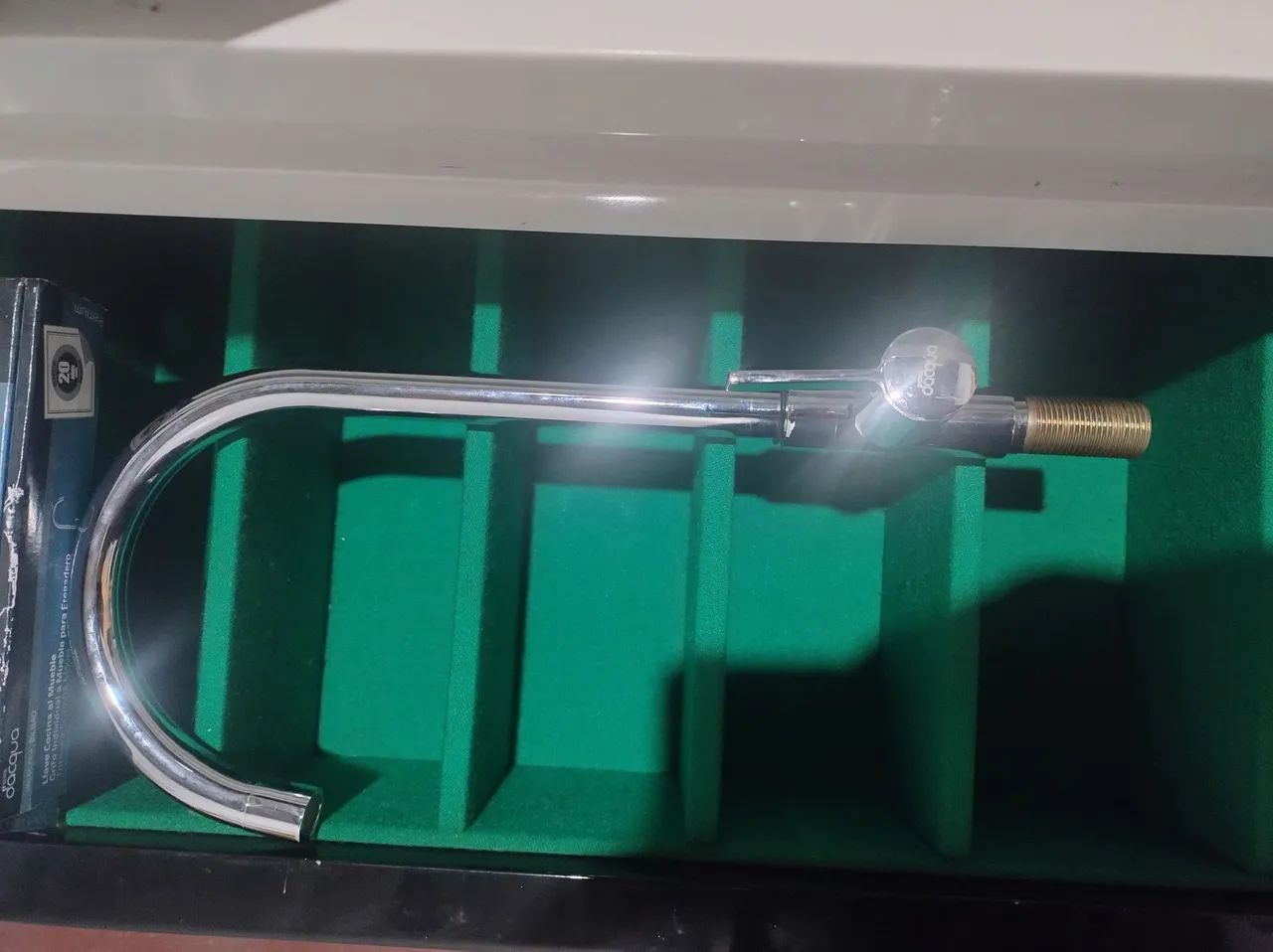 Torneira para Cozinha com Bica Alta Cromada - Nova - Foto 4