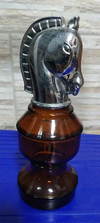 Frasco de Perfume Cavalo de Xadrez Vintage