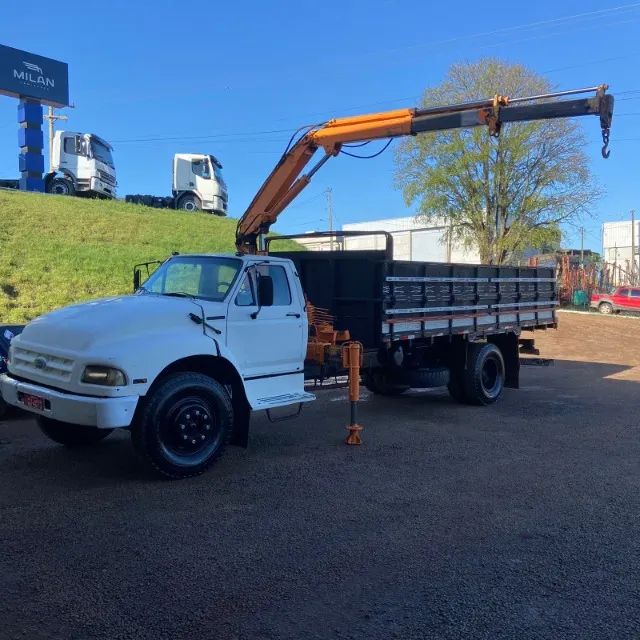 FORD 12000 4X2 MUNCK  - Foto 2