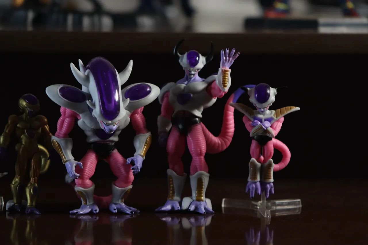 Coleção De action Figures do Freeza  - Foto 2