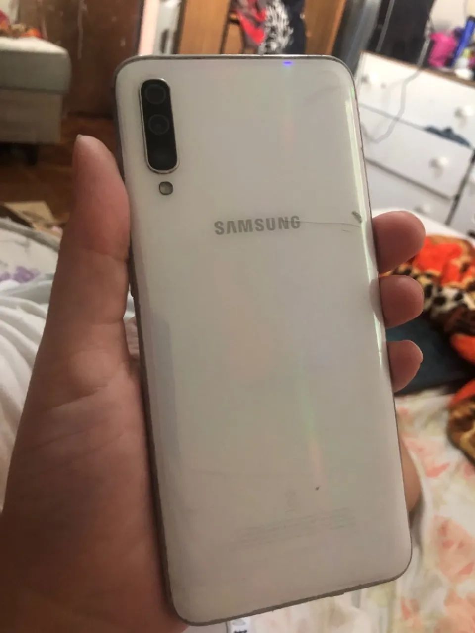 SAMSUNG GALAXY A70