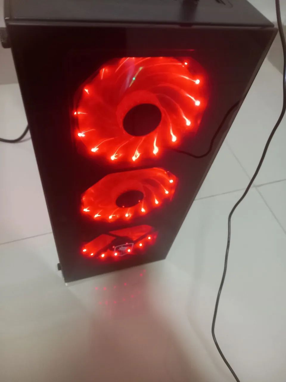 PC Gamer com LED RGB Vermelho