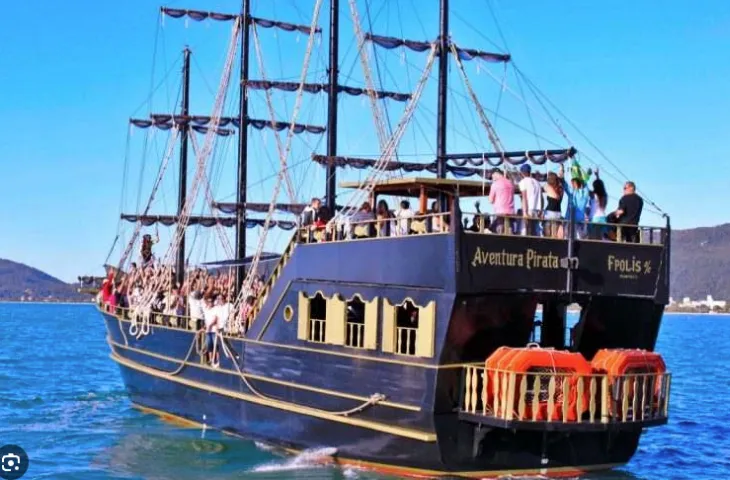 Barco bom