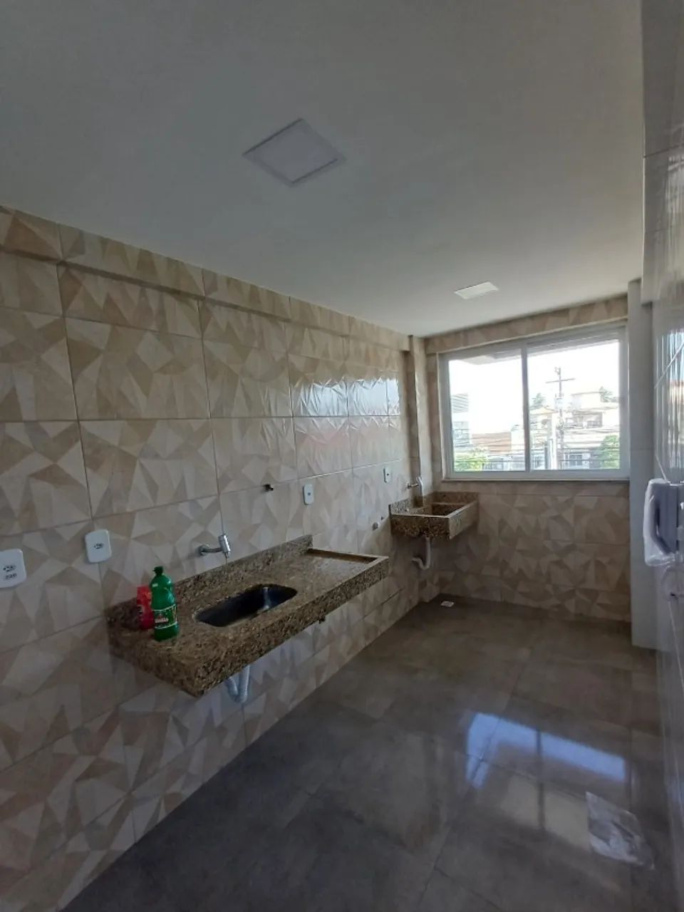 ALUGUEL IMÓVEL COMERCIAL NA AV. HERMES FONTES, 1031 - 1200M² - Foto 4