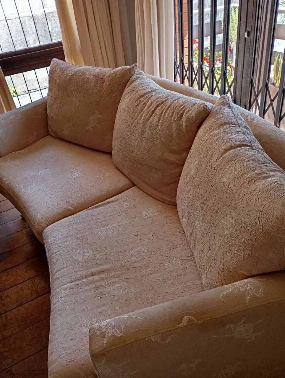 Sofá três lugares Klassic design de luxo 65566256919042123