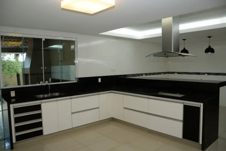 Linda Casa Térrea Cond. Vivendas N. Petrópolis