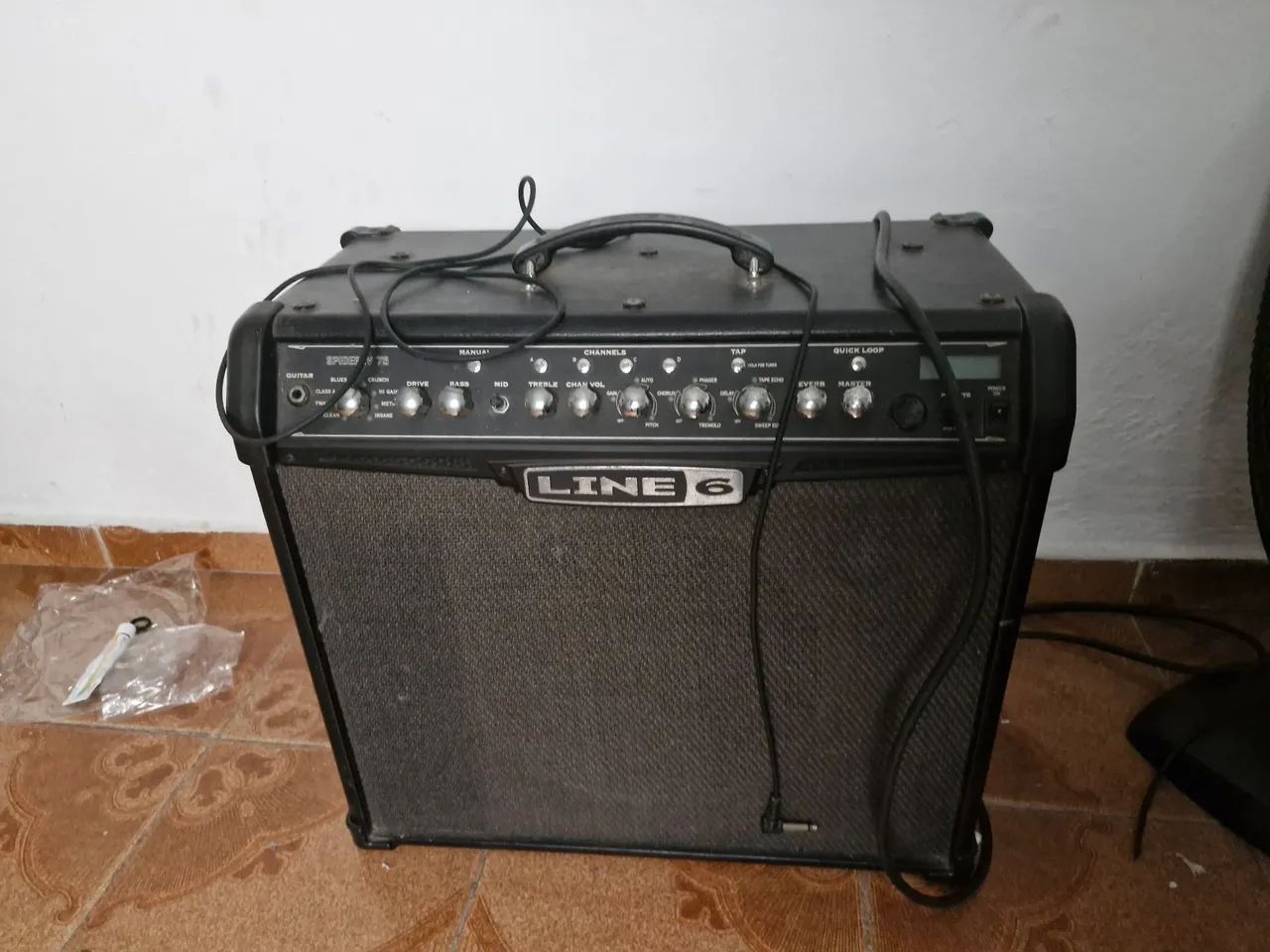 Amplificador Line 6 Spider IV 75