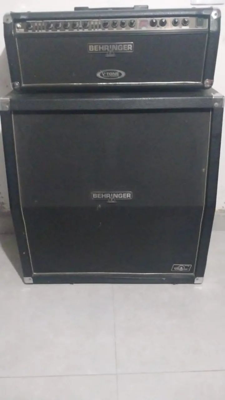 amplificador behringer e caixa de som