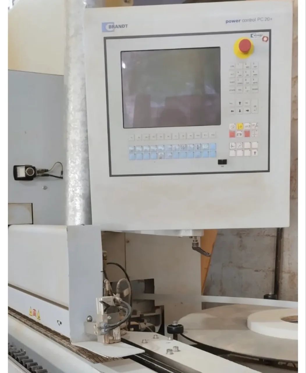 Coladeira de borda Homag