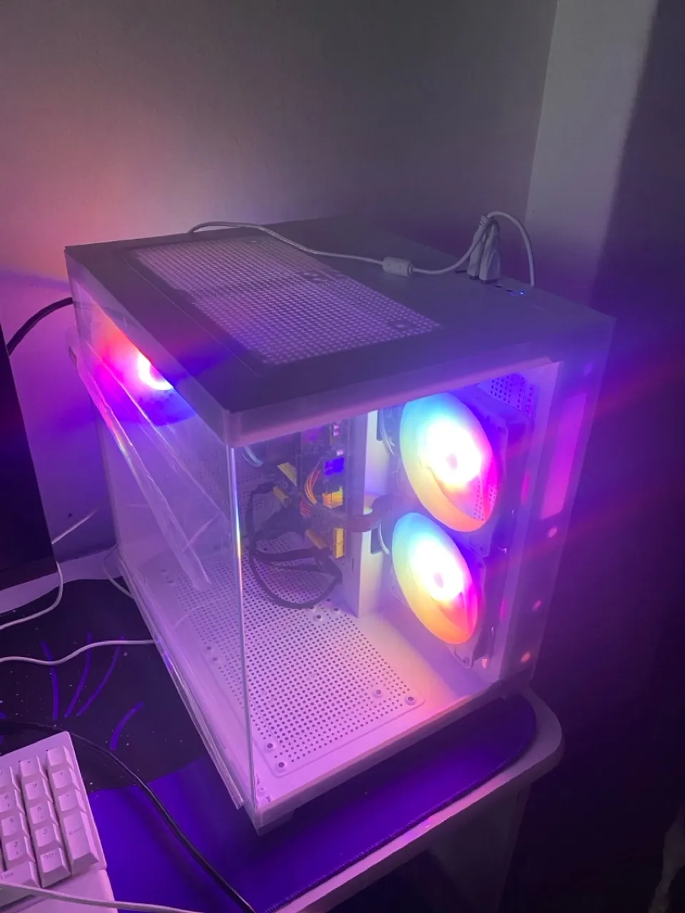 PC Gamer com LED RGB - Desempenho Incrível!