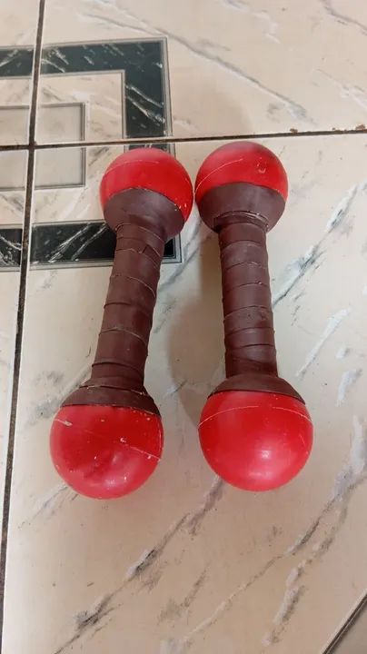 Vendo 1 par halter artesanal de 1kg feitos de Concreto  - Foto 4