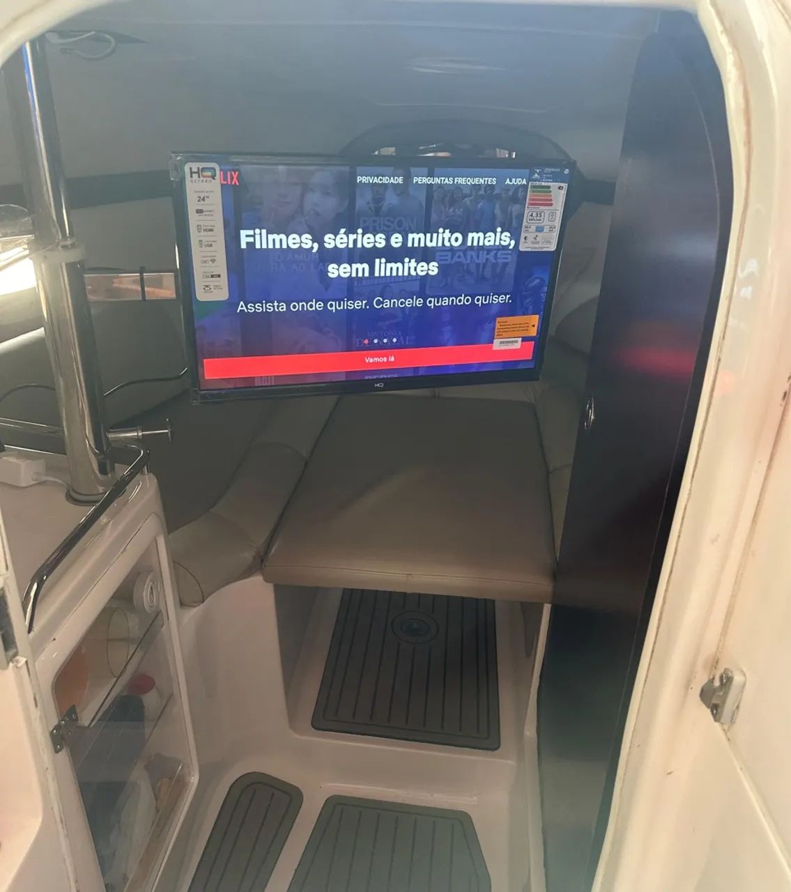 LANCHA VENTURA 26,5 PÉS ANO 2015 CABINADA - Foto 8
