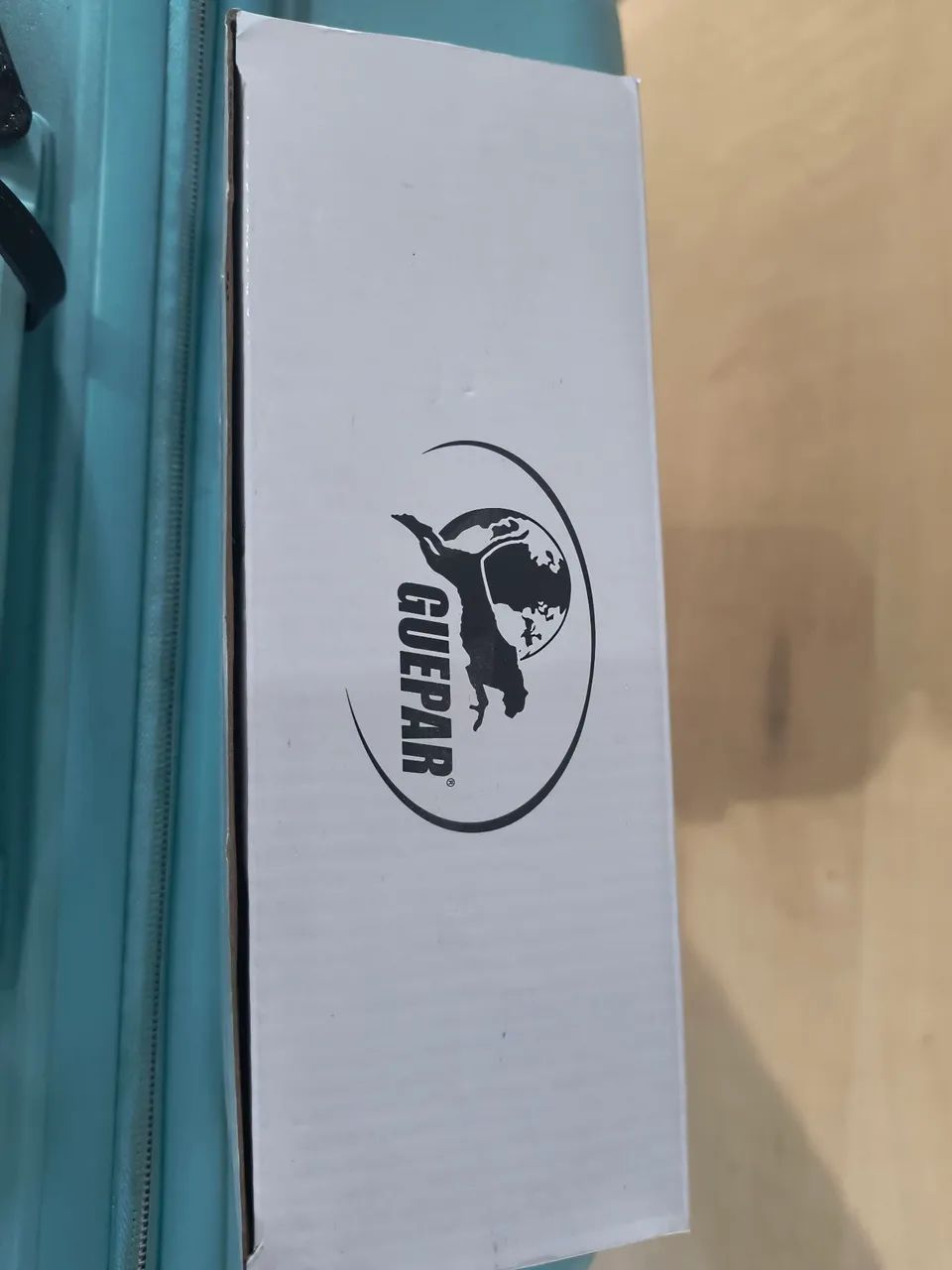 Caixa com 12 Disjuntores 40 a, GUEPAR DZ47-63 monofásico. - Foto 2