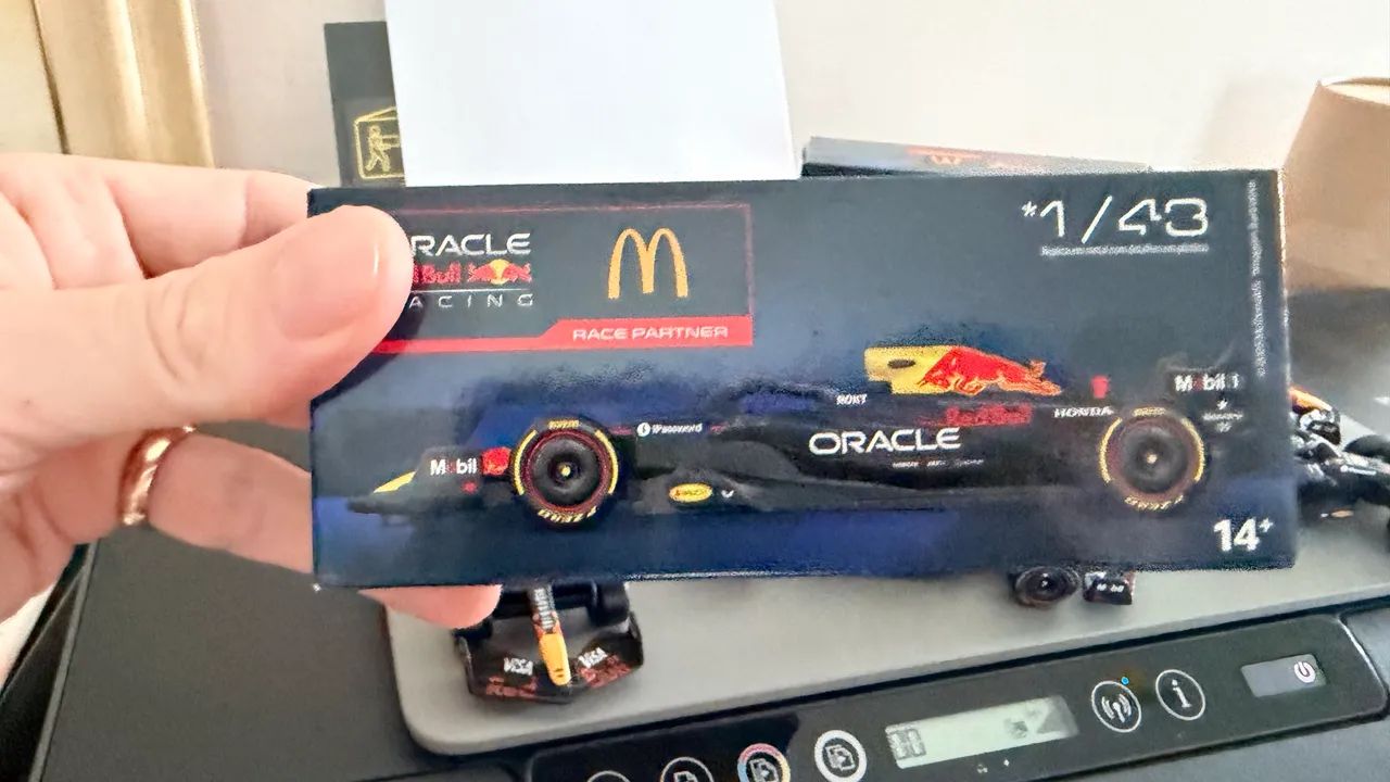 Miniatura Mc Donalds Red bull racing - Foto 3