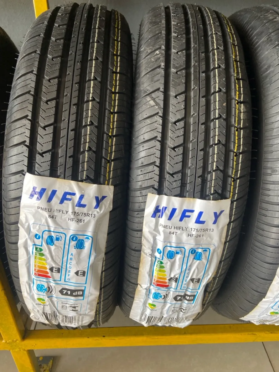 Pneus Hifly 175/75R13 - Novos