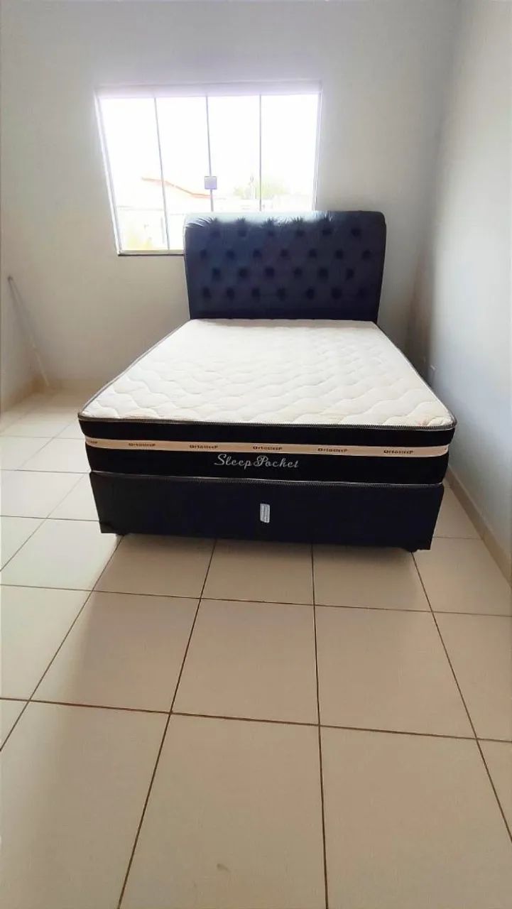 Cama casal base e colchão e cabeceira 