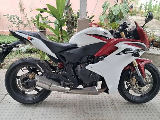 CBR 600F MUITO  NOVA - Foto 3