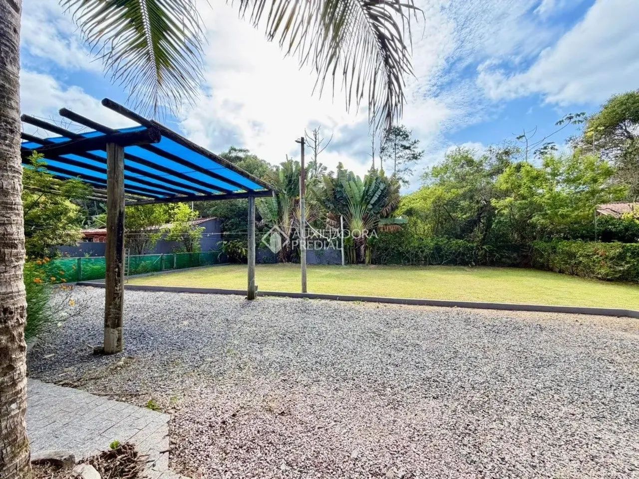 Casa em localização privilegiada na Lagoa da Conceição, Florianópolis. - Foto 3