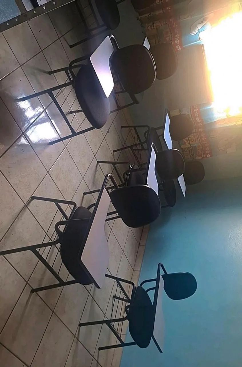 Cadeiras Universitárias 64961542073474121