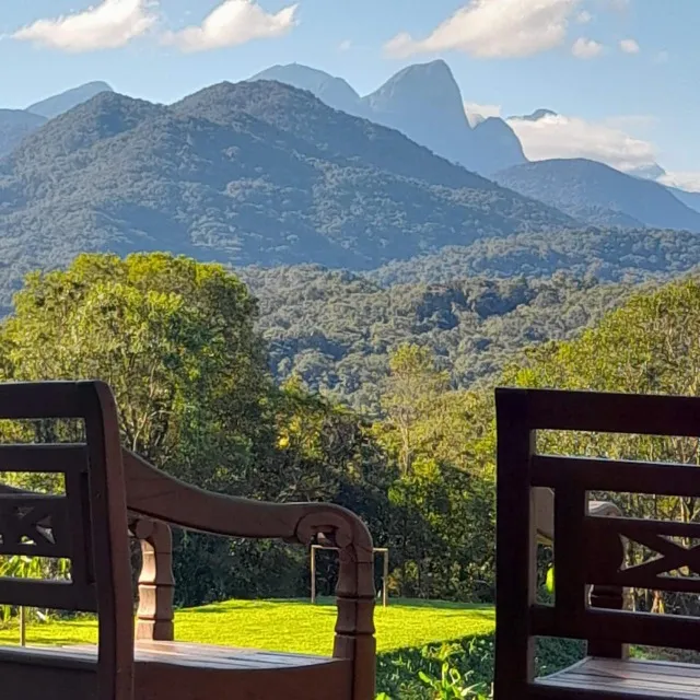 VISTA CINEMATOGRÁFICA - 42 HECTARES - BELISSIMA ÁREA PARA MORAR OU EXPLORAÇÃO TURÍSTICA