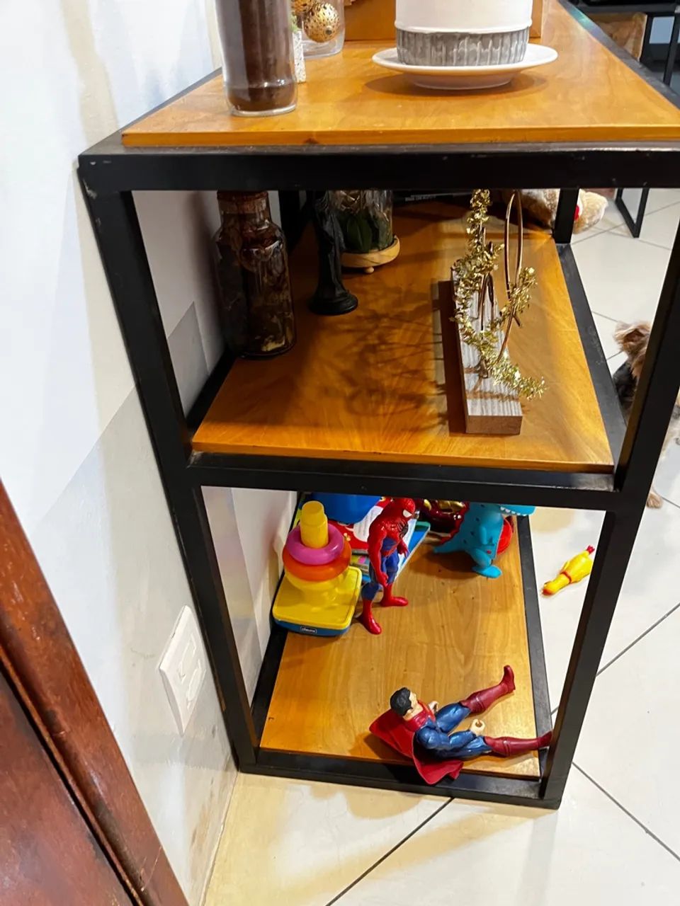 Estante / Rack / organizador madeira maçiça