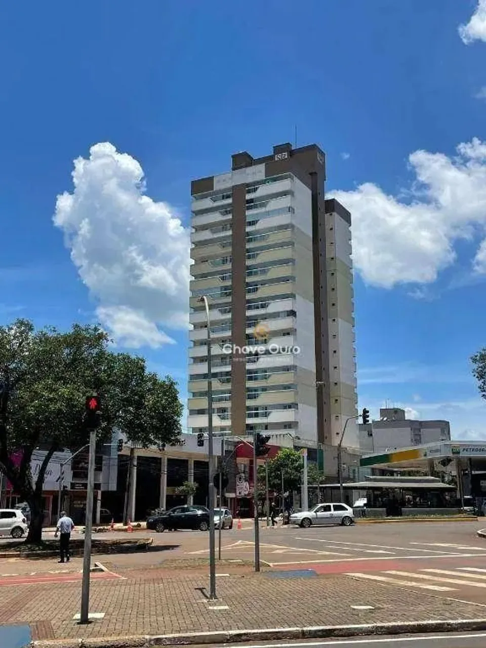Apartamento com 3 dormitórios à venda, 106 m² por R$ 729.000,00 - Centro - Cascavel/PR