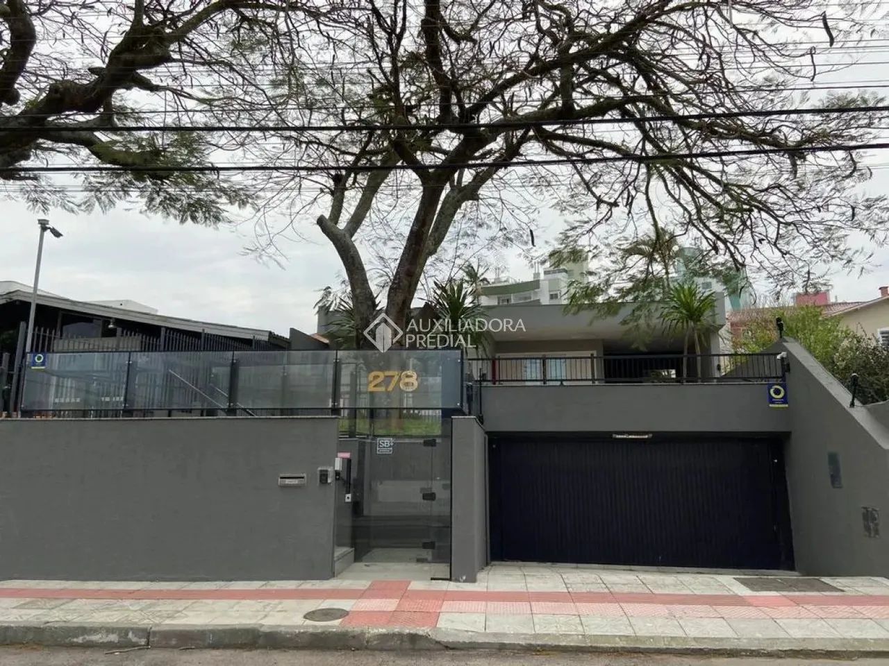Casa à venda no Bom Abrigo, 4 dormitórios - Foto 2
