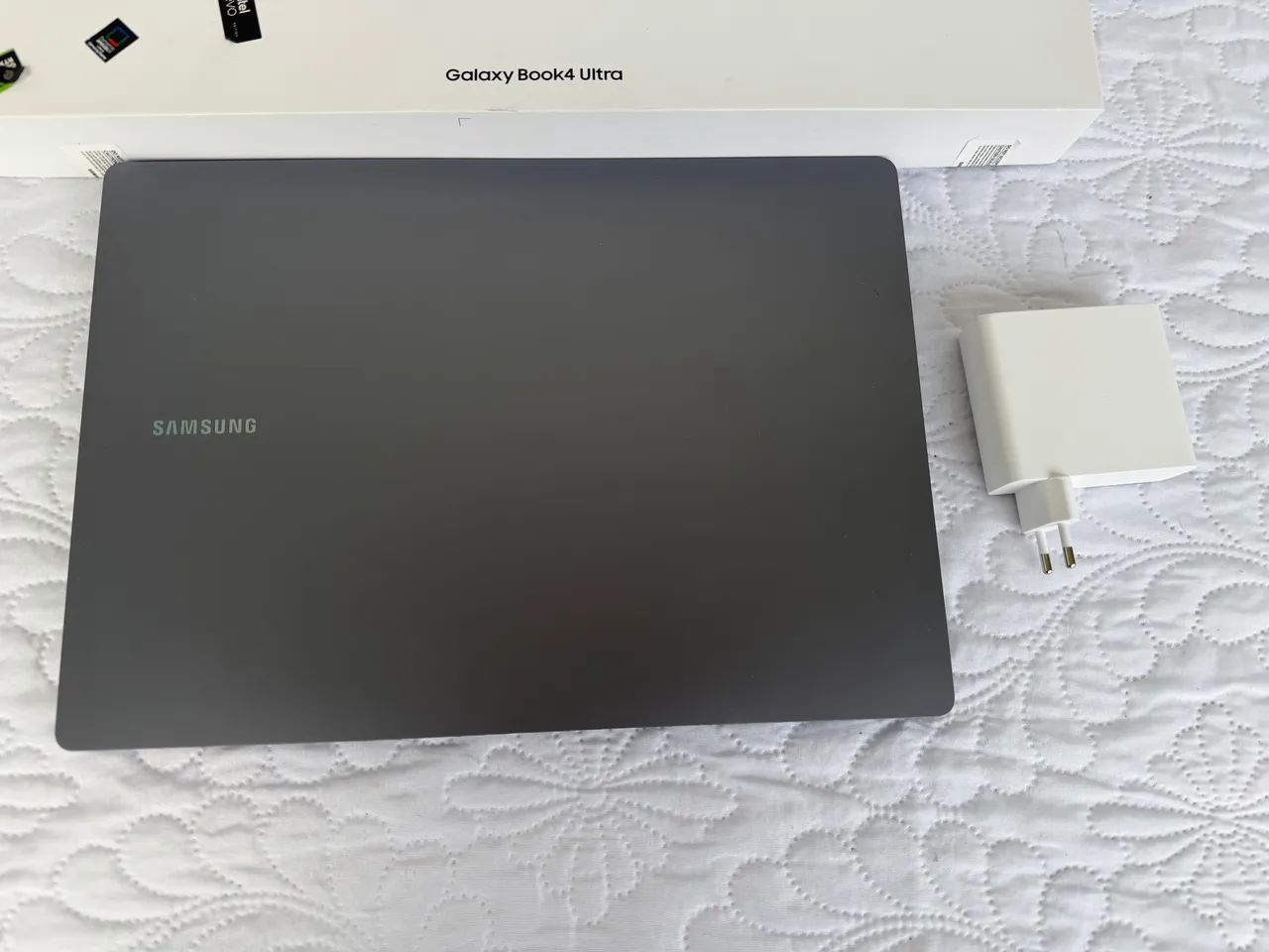 Samsung Galaxy Book4 Ultra Intel® Core? Ultra 9 185H , 32GB, 1TB SSD, RTX4070 AMOLED
