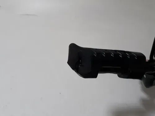 Estribo Honda Cg 160 16/24 Orig Torto 59353 Preto - Foto 6