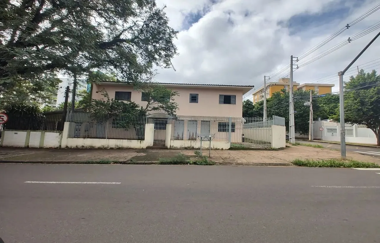 Prédio com 06 Apartamentos Kitnets a venda próximo a UEM na zona 07 em Maringá, PR
