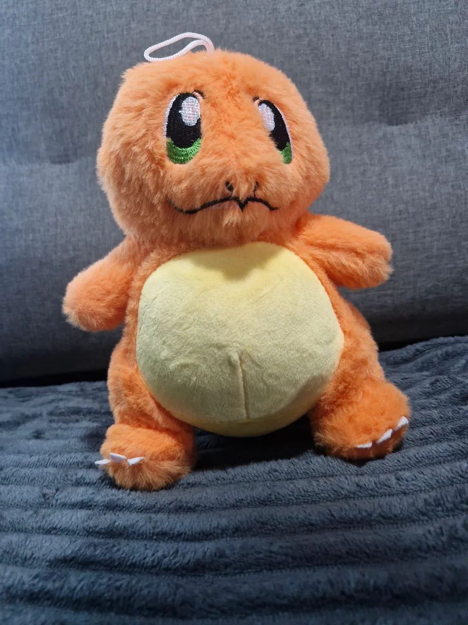 Pelúcia Charmander NOVO 22cm - Foto 3