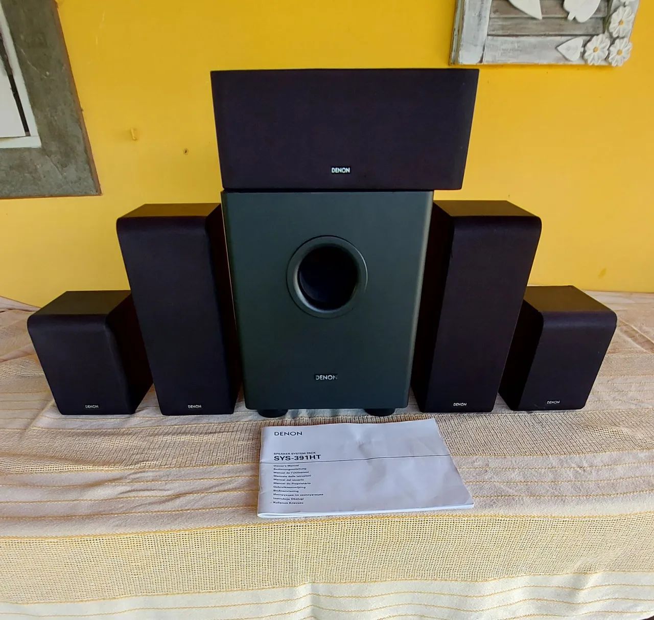 Conjunto de caixas denon 5.1 para home theater 