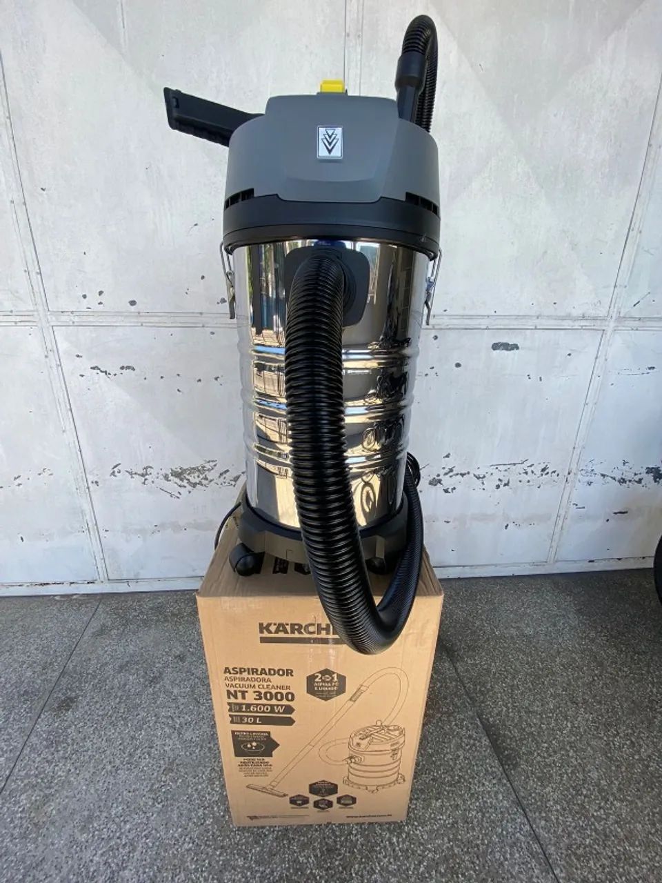 Aspirador Profissional NT 3000 30L Karcher - Foto 2