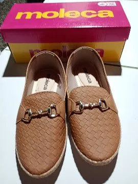 Sapatilha Moleca marrom