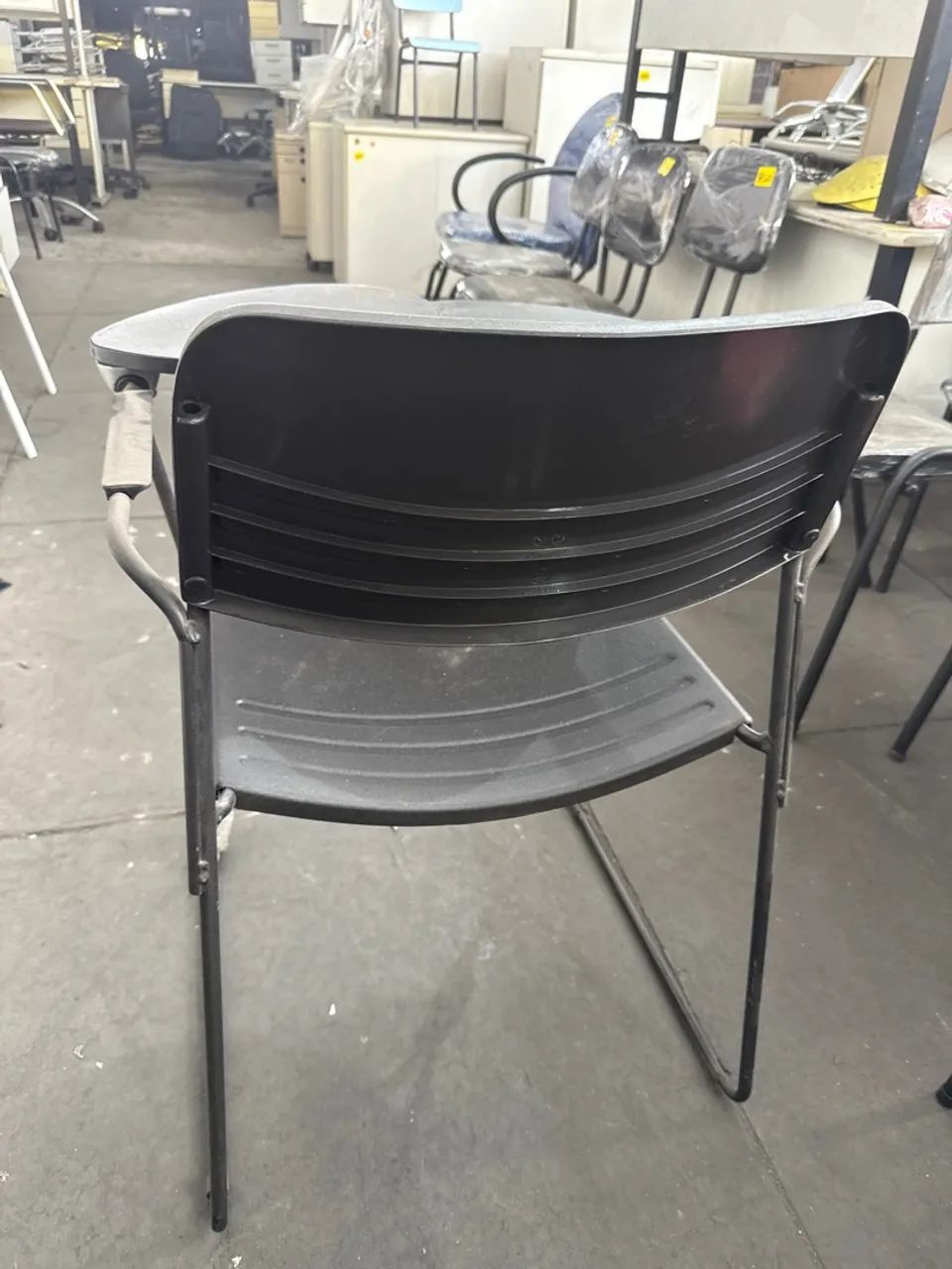 Cadeira manicure e universitária  - Foto 4