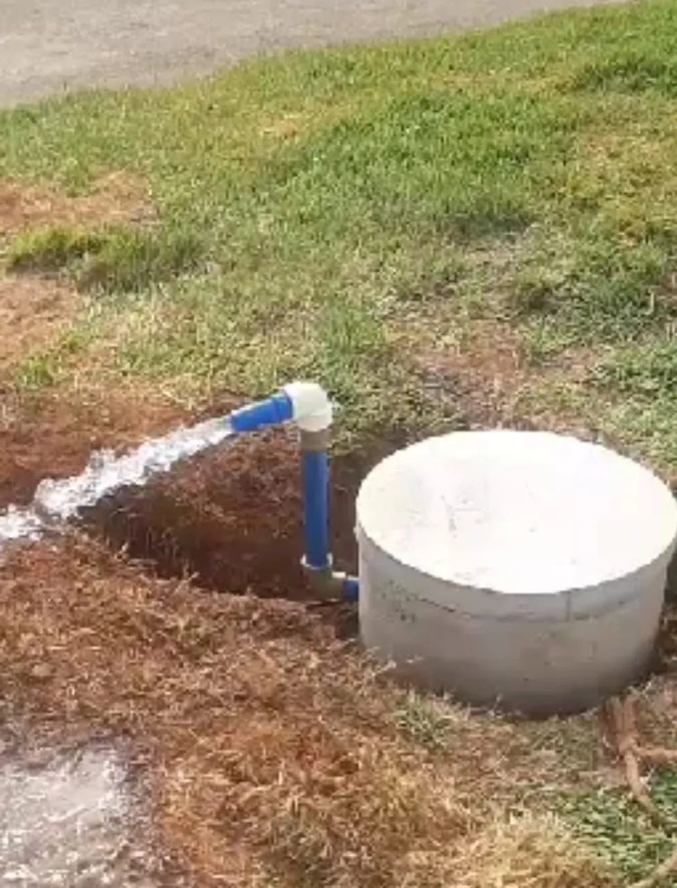 Poços Artesianos e Semi caixa d'água  - Foto 3