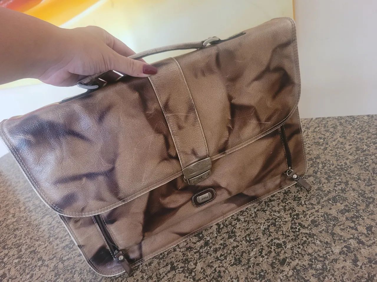 Bolsa pasta executiva artlux couro legítimo com fechadura  - Foto 4