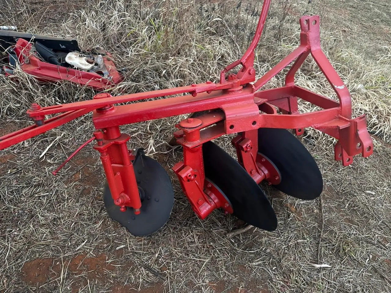 Arado e sulcador 1 linha