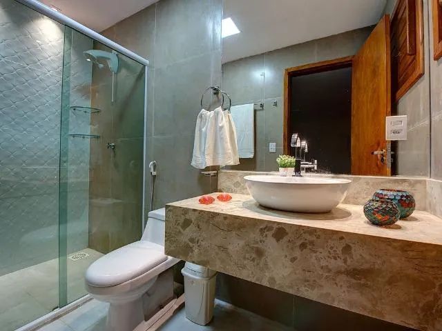 ALUGO POR TEMPORADA - Casa Luxo Beach Park - 7 Suítes AR/TV - 27 Pessoas - 50m da Praia - Foto 7