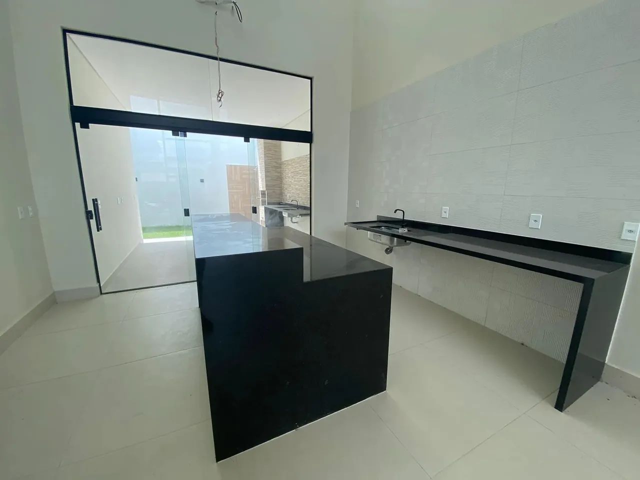 Casa no Condomínio Passaredo  tem 138m² / 3 Suítes com Pé Direito Duplo na Ponta Negra - Foto 5