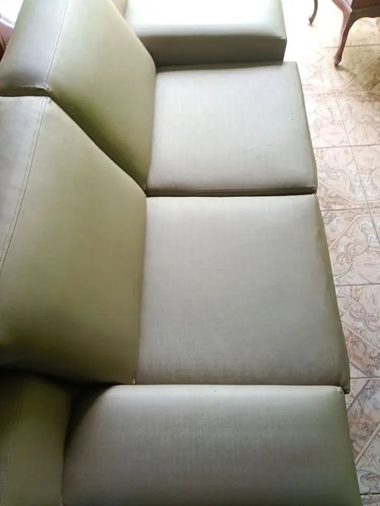 Sofá 2 lugares em ótimo estado - Foto 3