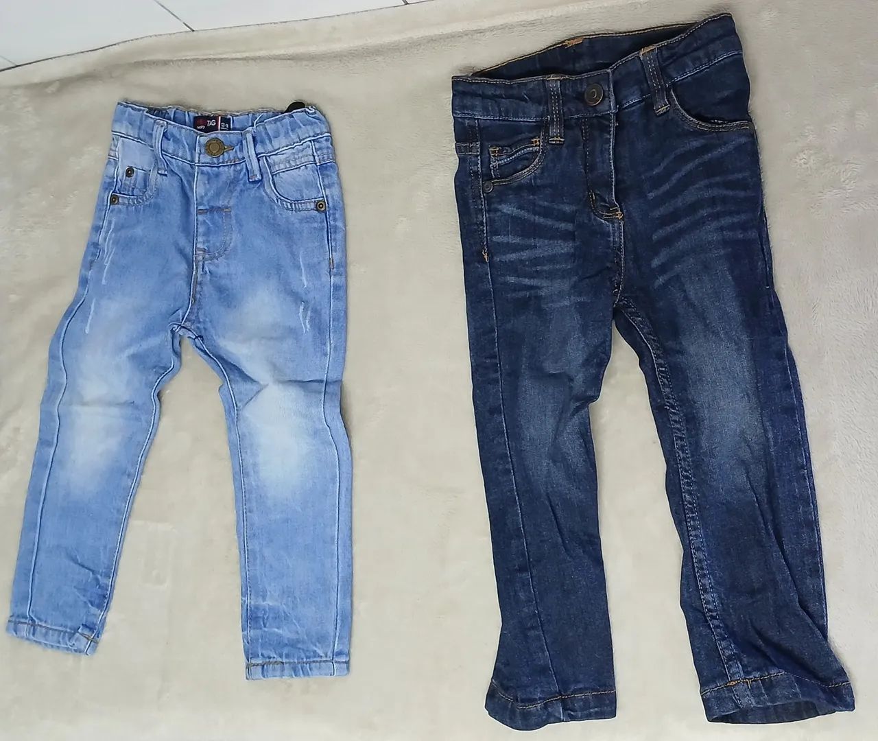 Kit 2 Calças Jeans Infantil Azul Claro e Azul Escuro 1 a 2 anos<br>