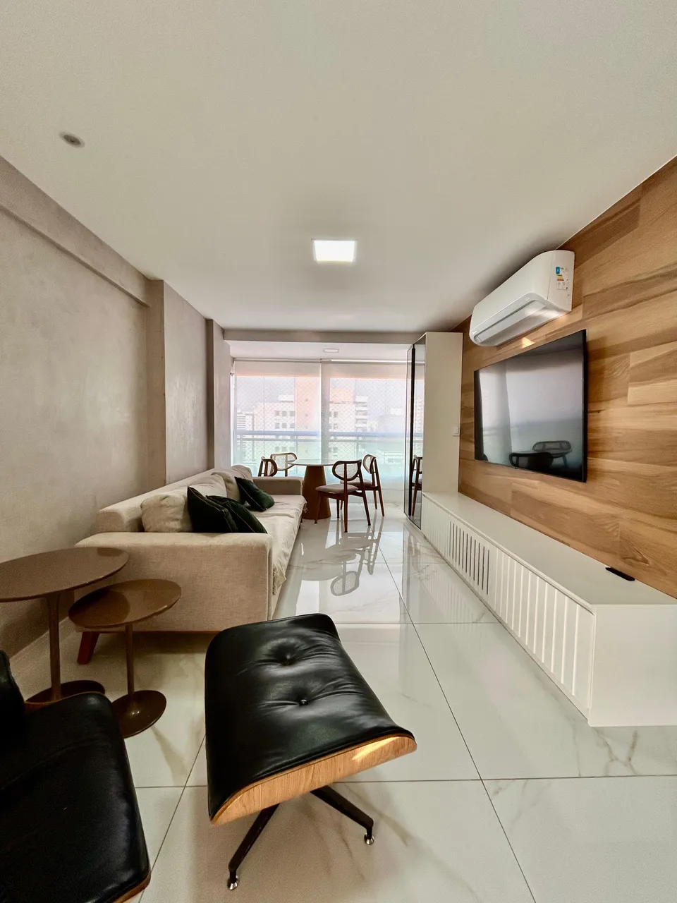 VENDO APARTAMENTO NA PENÍNSULA