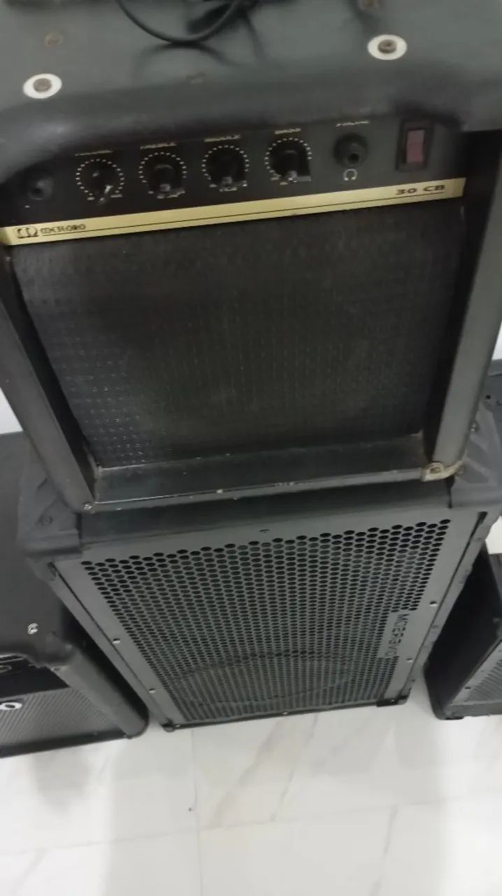 Amplificador de baixo .. cubo de baixo  - Foto 3