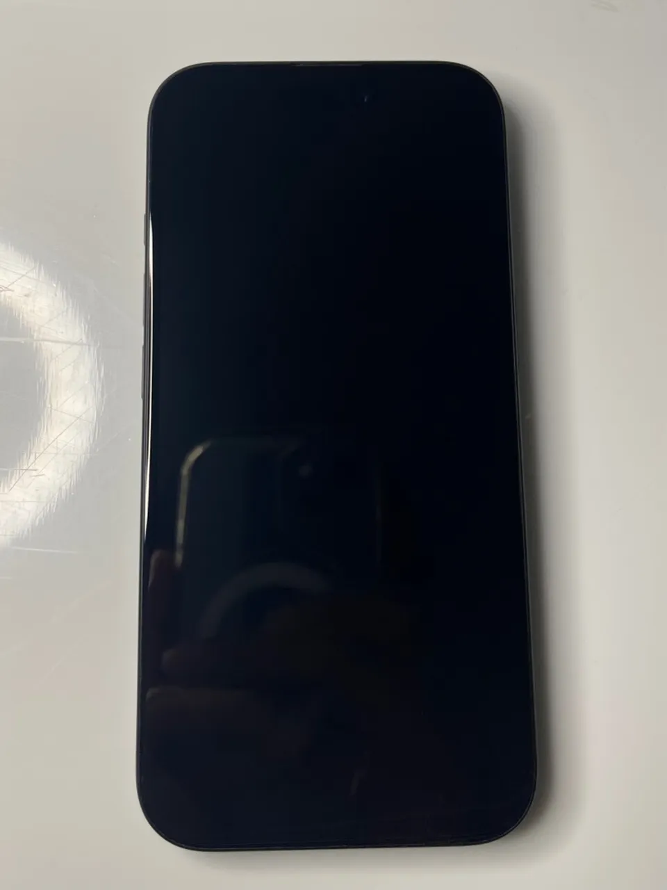 Apple iPhone 16