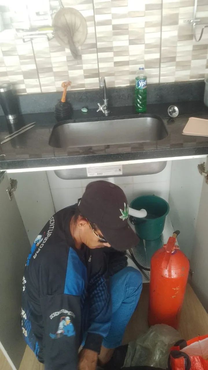 DESENTUPIDORA, DESENTUPIDOR DISPONÍVEL 24 HORAS 