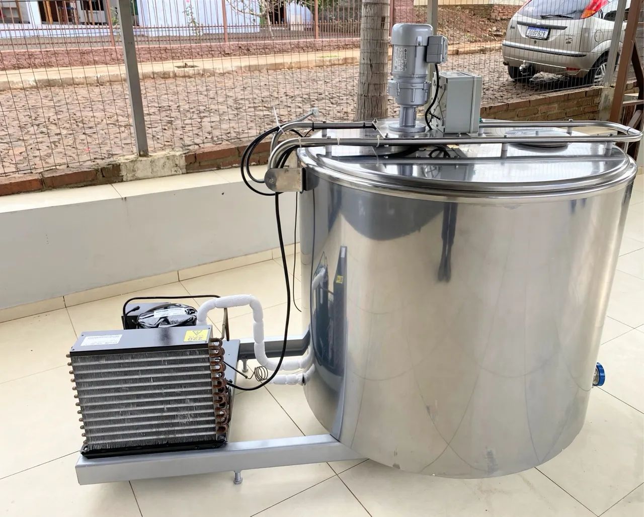 Resfriador Tanque de Leite 400 Litros Industrial - Ótimo Estado - Foto 6
