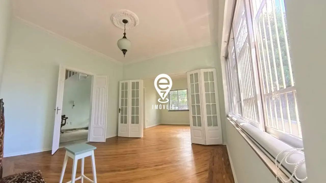 Casa 3 dormitórios 300m²- Linda - Ipiranga